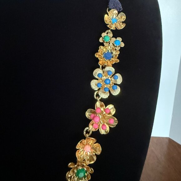 NWT RSVP By Talbots Adjustable Ribbon Tie Statement Necklace Gold-Tone Flowers - Picture 4 of 11